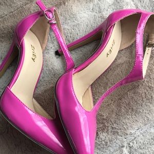 Pinkish purple heels